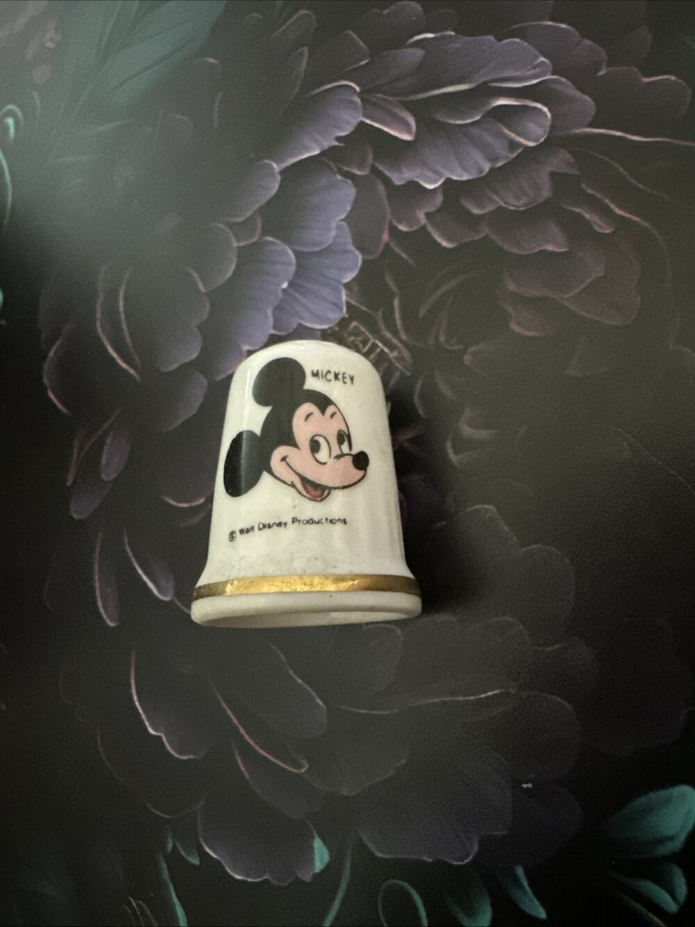 WALT DISNEY PRODUCTIONS MICKEY MOUSE RADNOR ENGLAND BONE CHINA THIMBLE